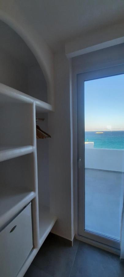 Paros Blue Dolphin Fully Renovated By Rivea Group Chrisi Akti  Exterior photo